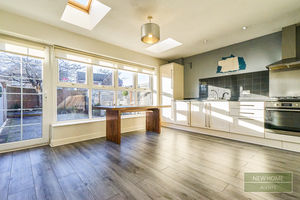 Photo 27- click for photo gallery